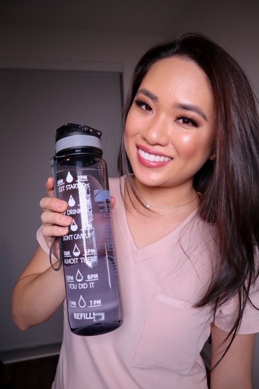 Motivational Water Bottle - 32oz/1000ml - Stay Cool Grey